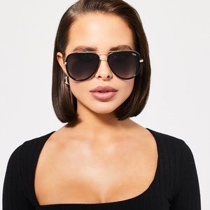 NWT “all in” quay sunnies😎